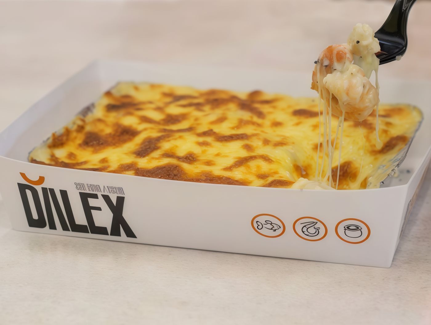 Bechamel Pasta with Mozzarella and Shrimp