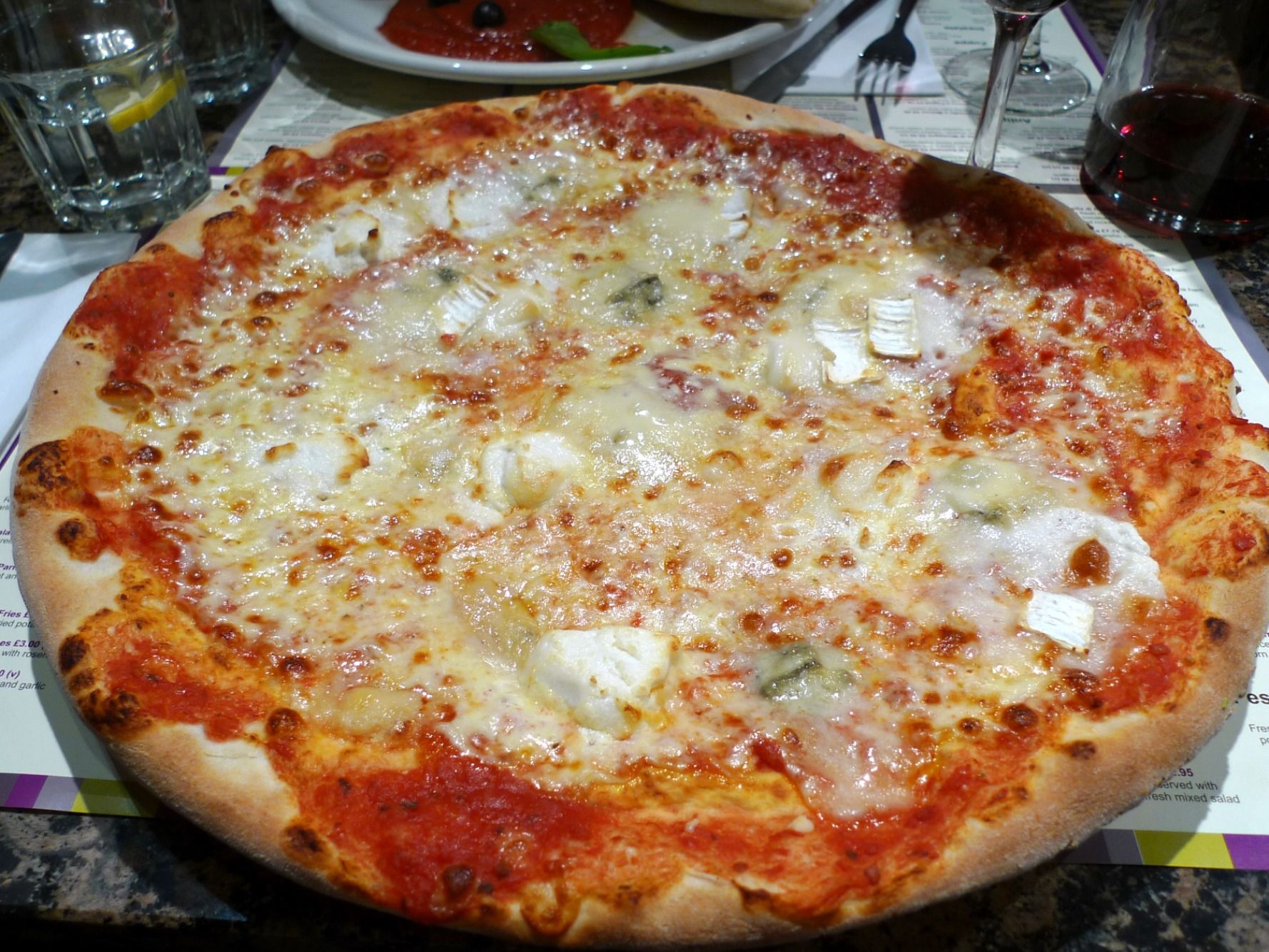 Quattro Formaggi Pizza