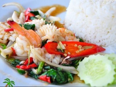 77. Khow Pud Kaprow Tha Ley