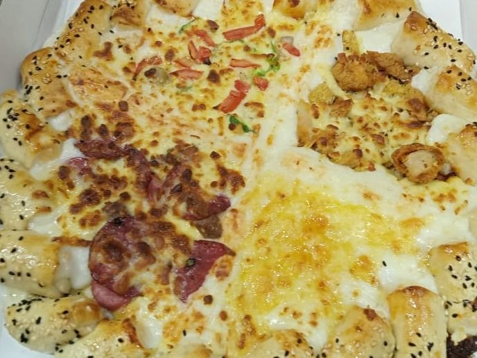 aklah pizza