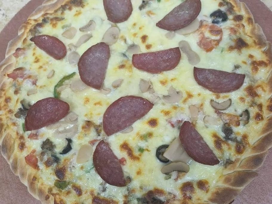 Hot Dog Pizza
