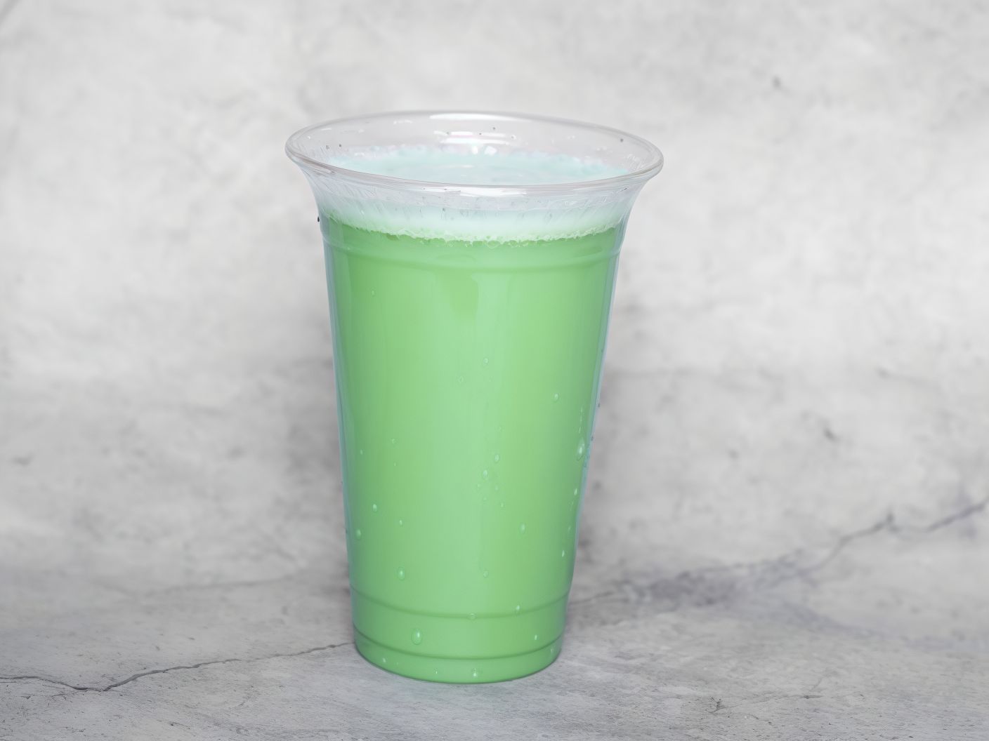 Arugula juice with milk