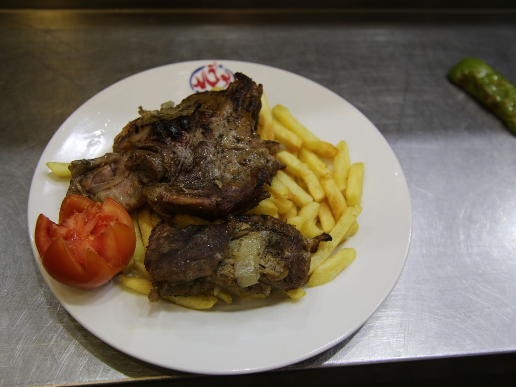 Veal shank with potatoes