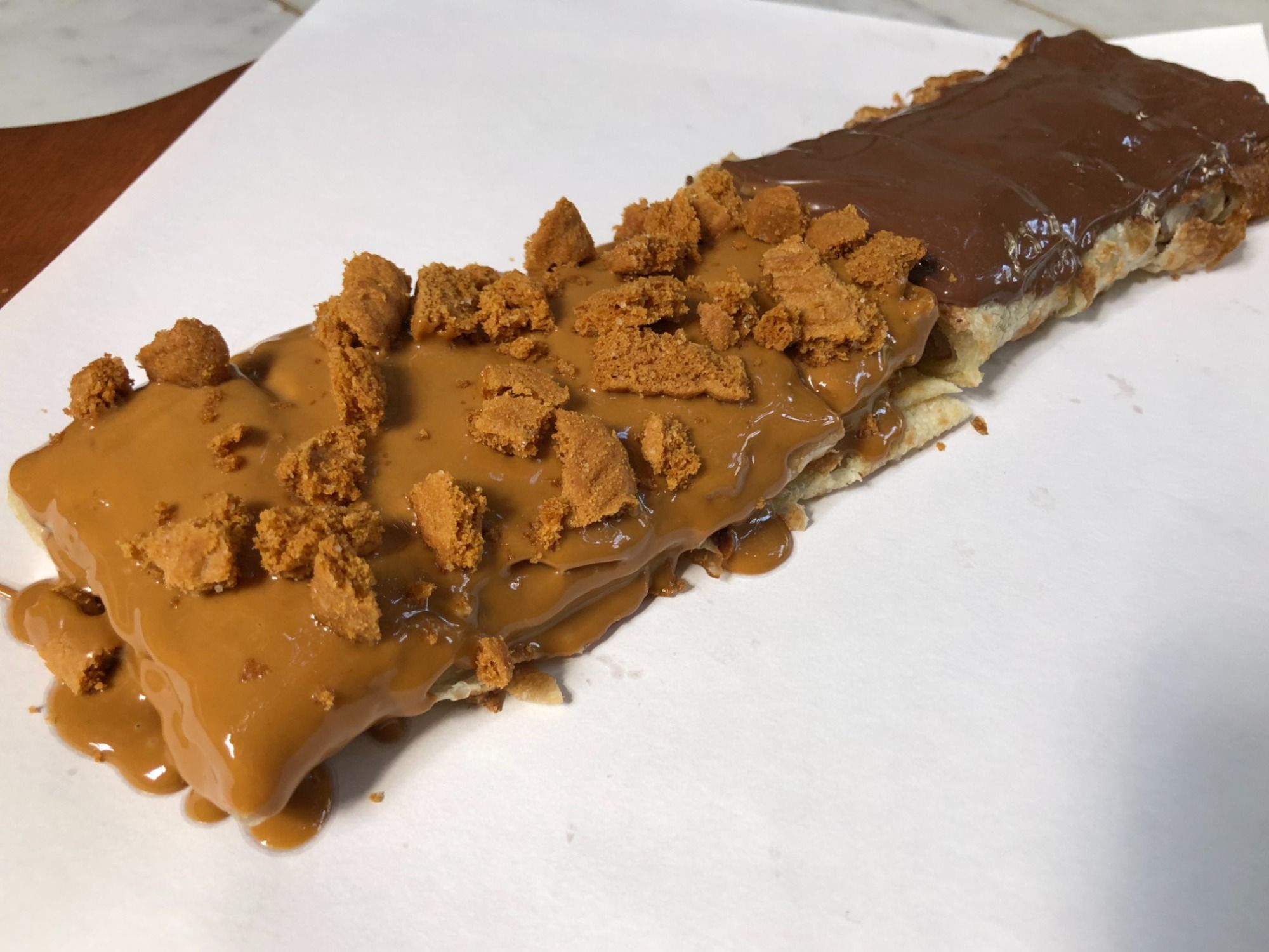 Feteera Lotus Nutella - Pie