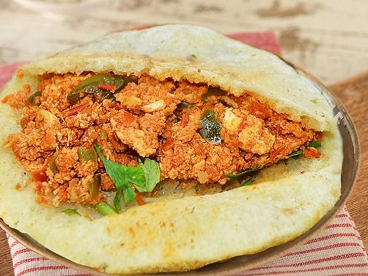 Shakshoka sandwich