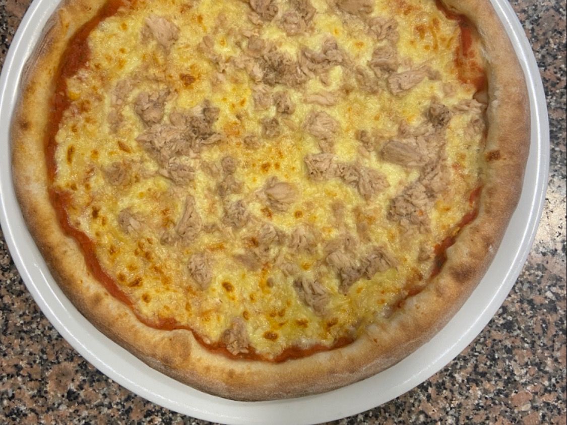 Tuna Pizza