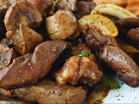 Grilled liver with kidneys and testicles