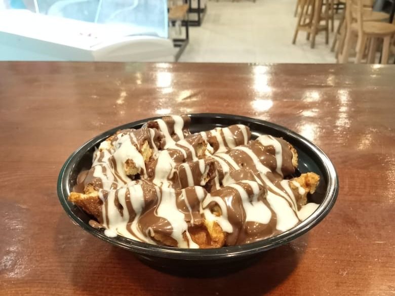 Waffle Fatteh Tagine