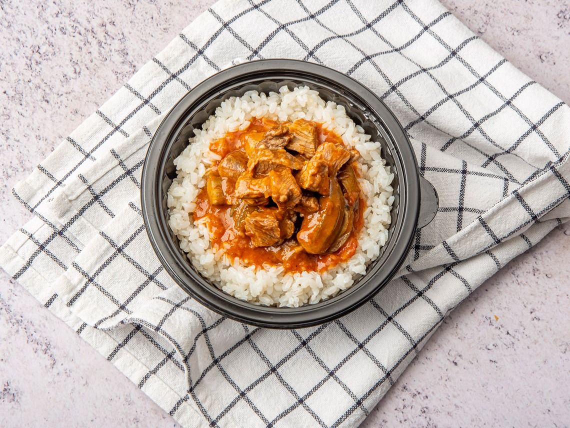 Okra Meat Red Sauce