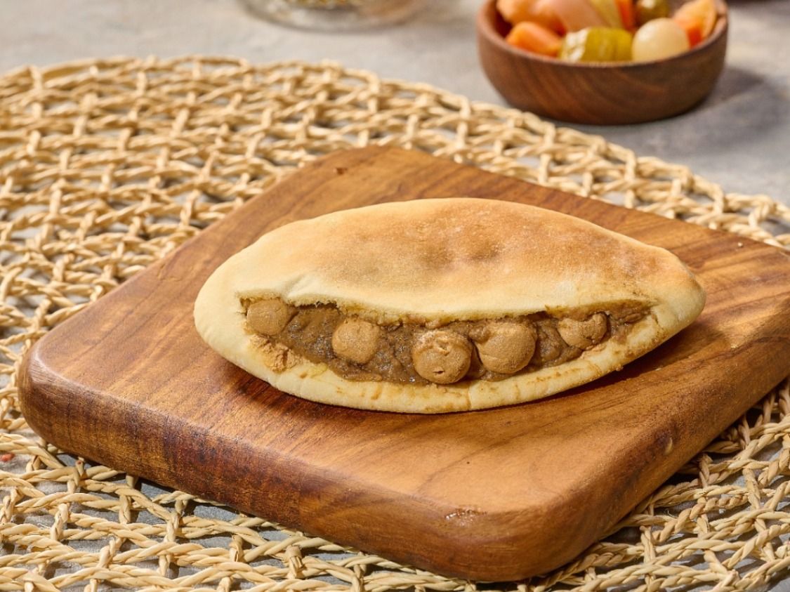 3m Mahrous Foul Sandwich