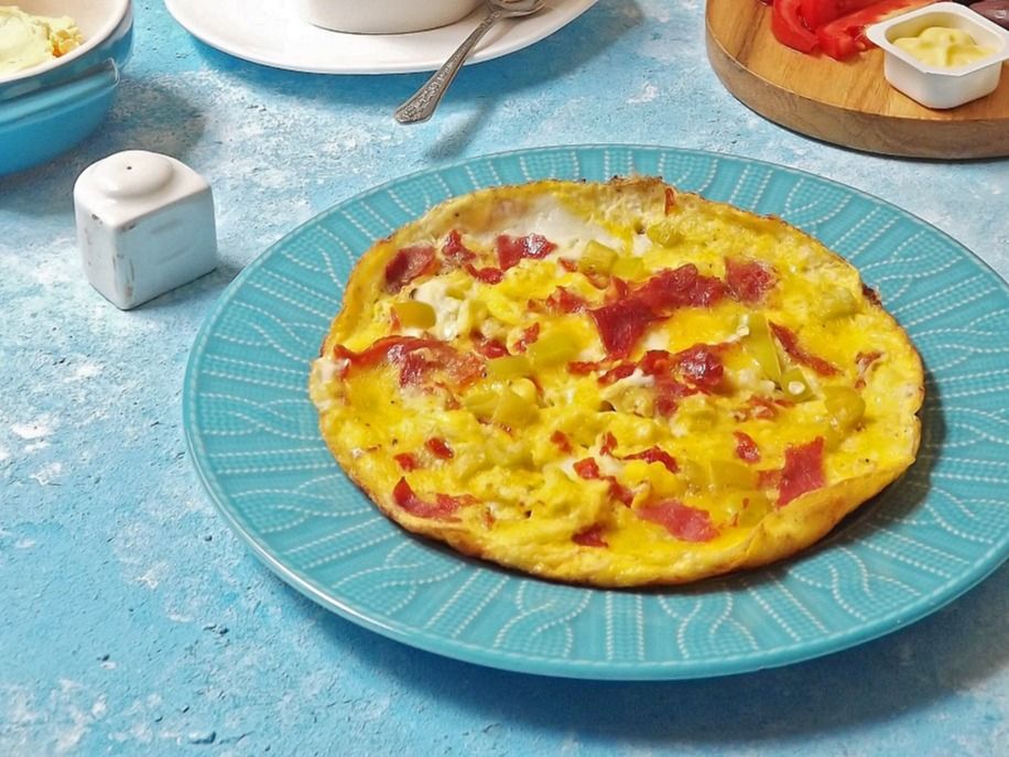 Egg Omelette With Pastrami