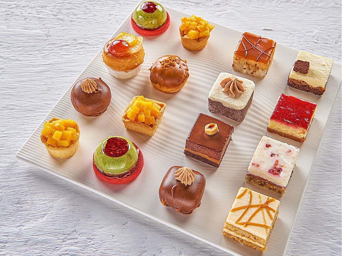 Large Soiree box
