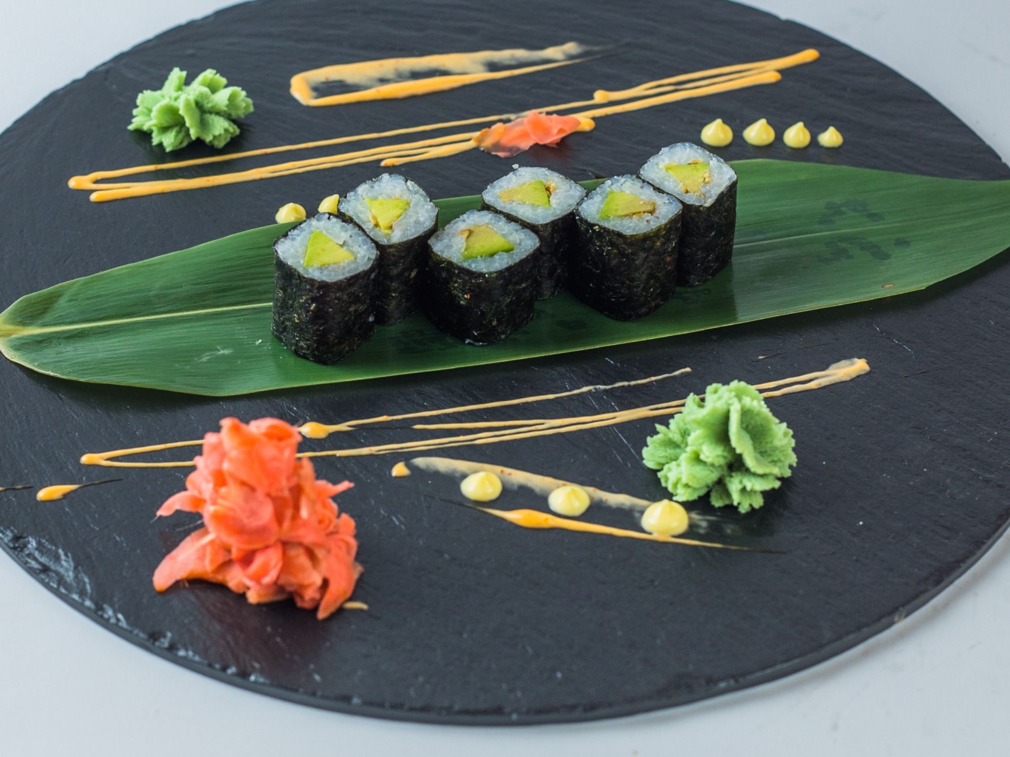 Avo Maki Roll