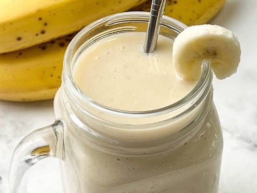 Fresh Banana With Milk Juice