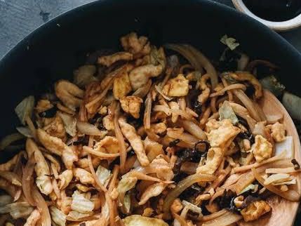 C16- Moo Shu Chicken