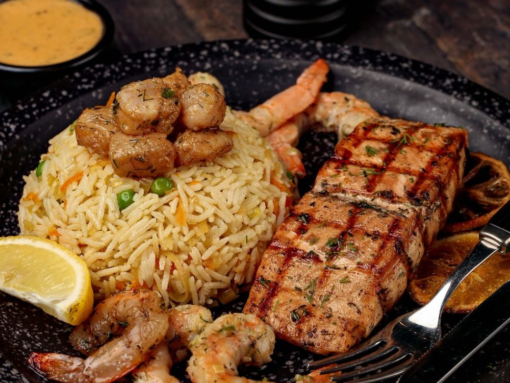 Grilled Salmon With Sauce