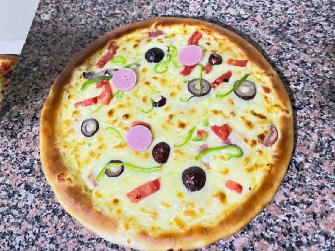 Hot Dog Pizza