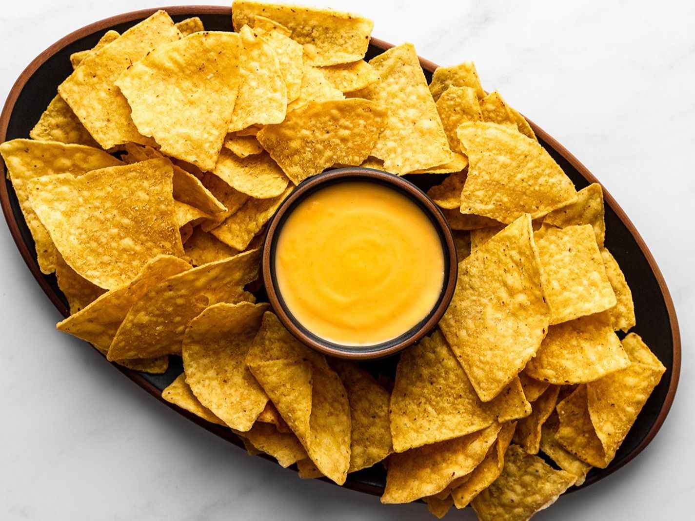 Cheese nachos