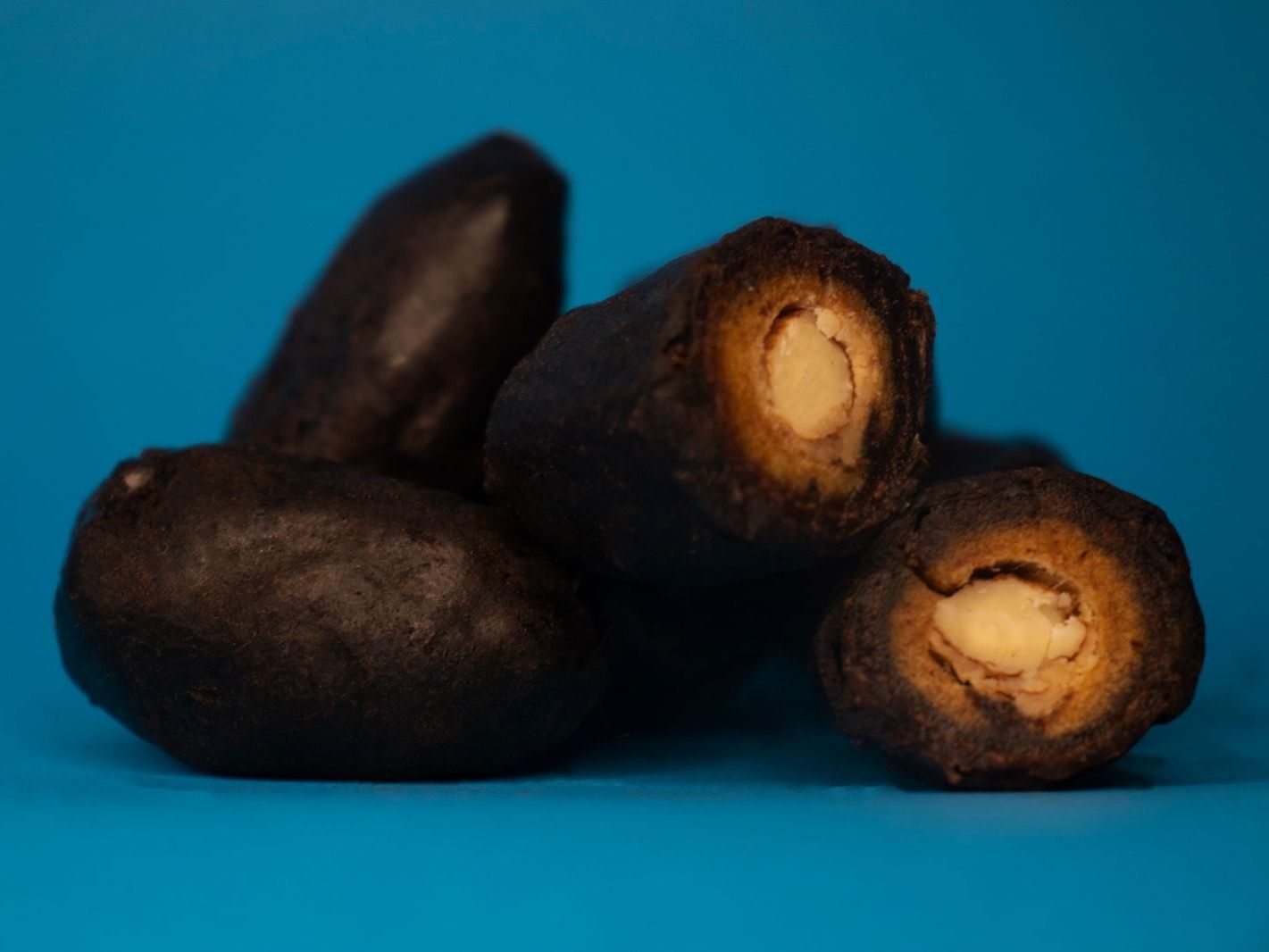 Almond Dates