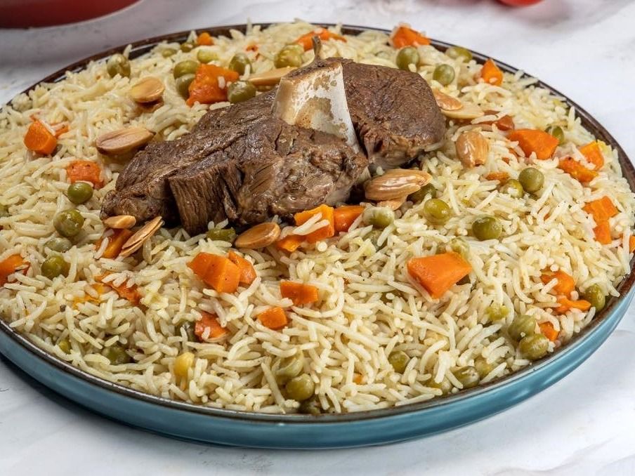 Ouzi with meat