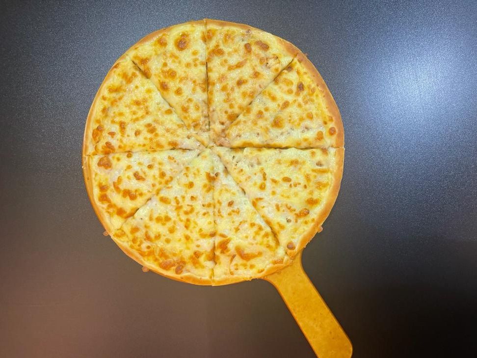 Classic Mixed Cheese Pizza