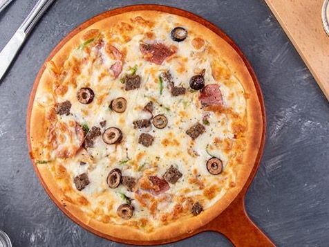 Super Supreme Pizza (Pan or Classic)