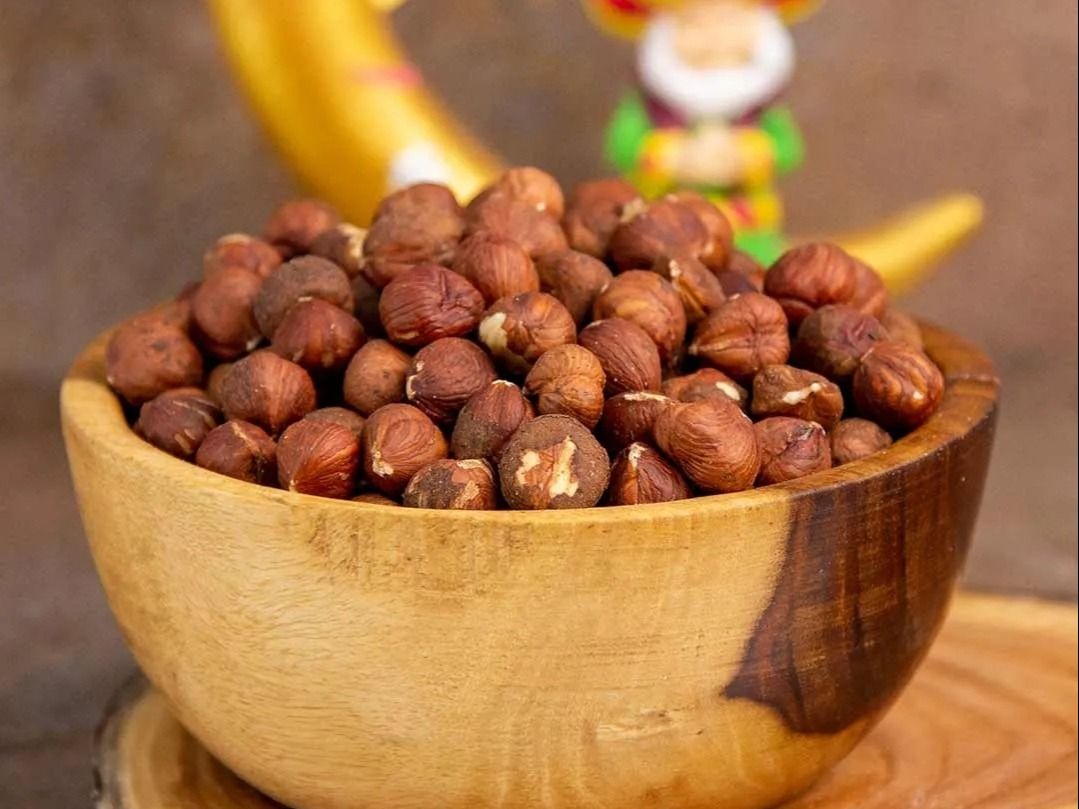 Raw Hazelnuts