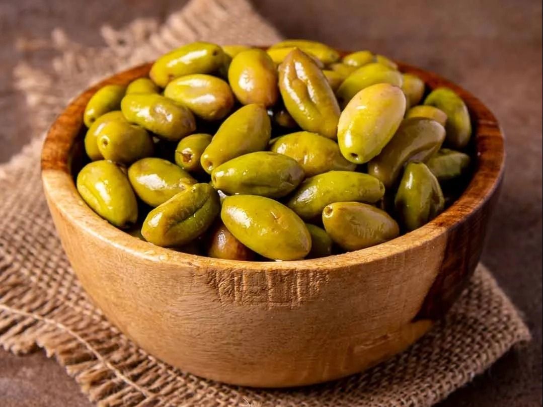 Green Dulse Olives