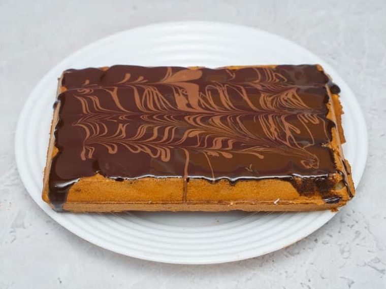 Snickers Waffle