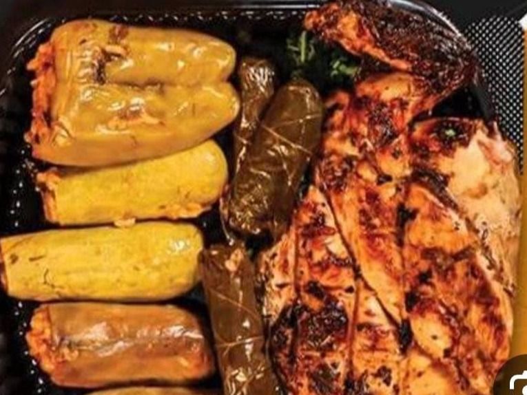 Quarter grilled chicken with mahshi vegetables