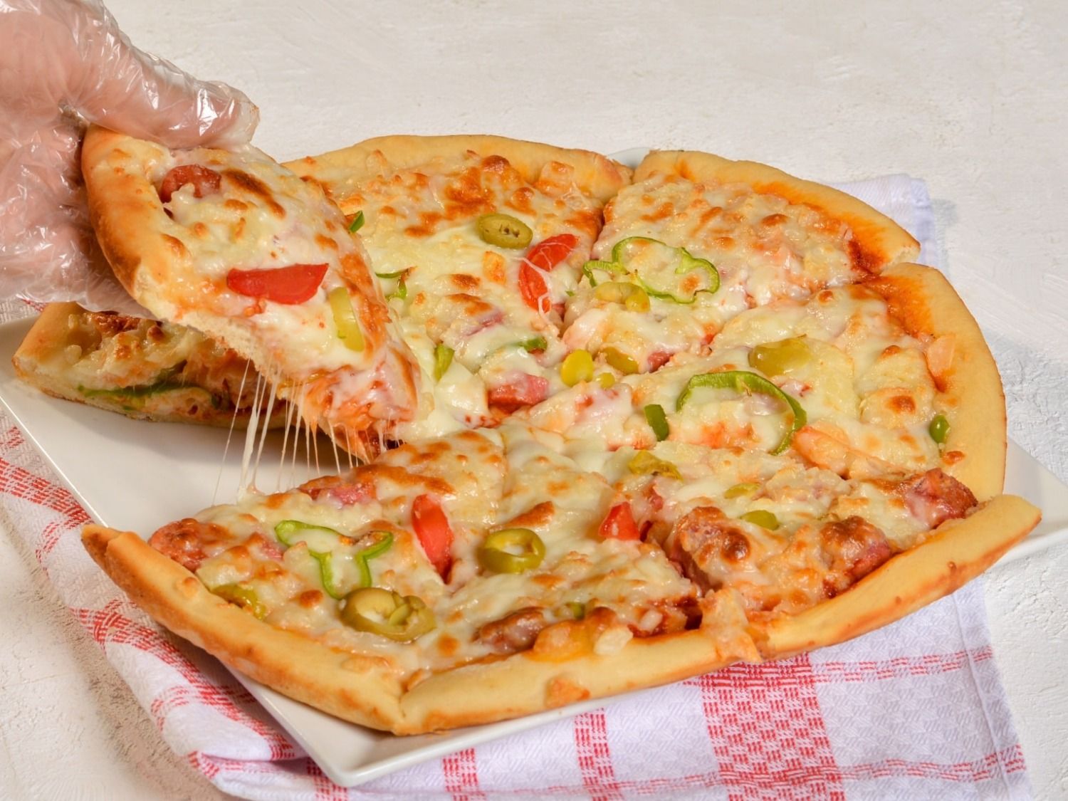 Italian Tuna Slices Pizza