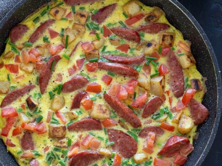 Egga With Oriental Sausage