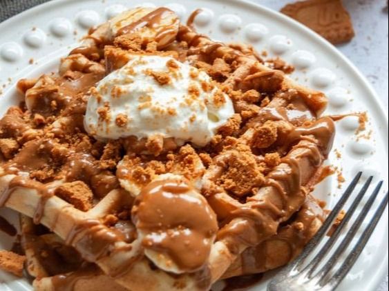 Waffle Nutella Chocolate With Lotus Spread