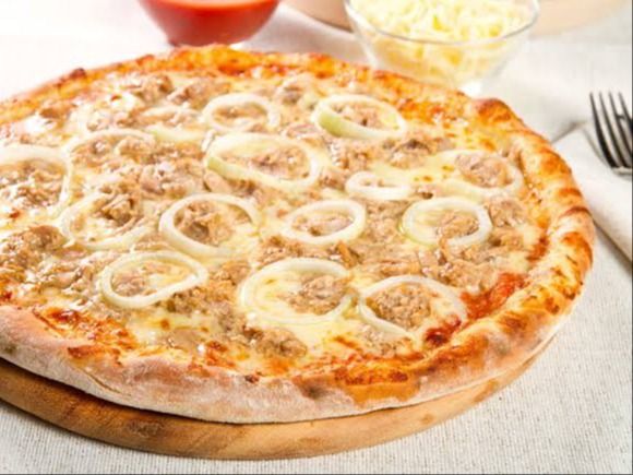Tuna Pizza