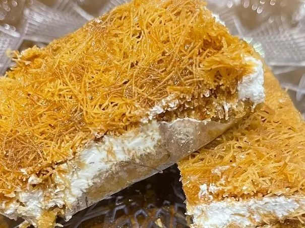 Kunafa with Qeshta cream