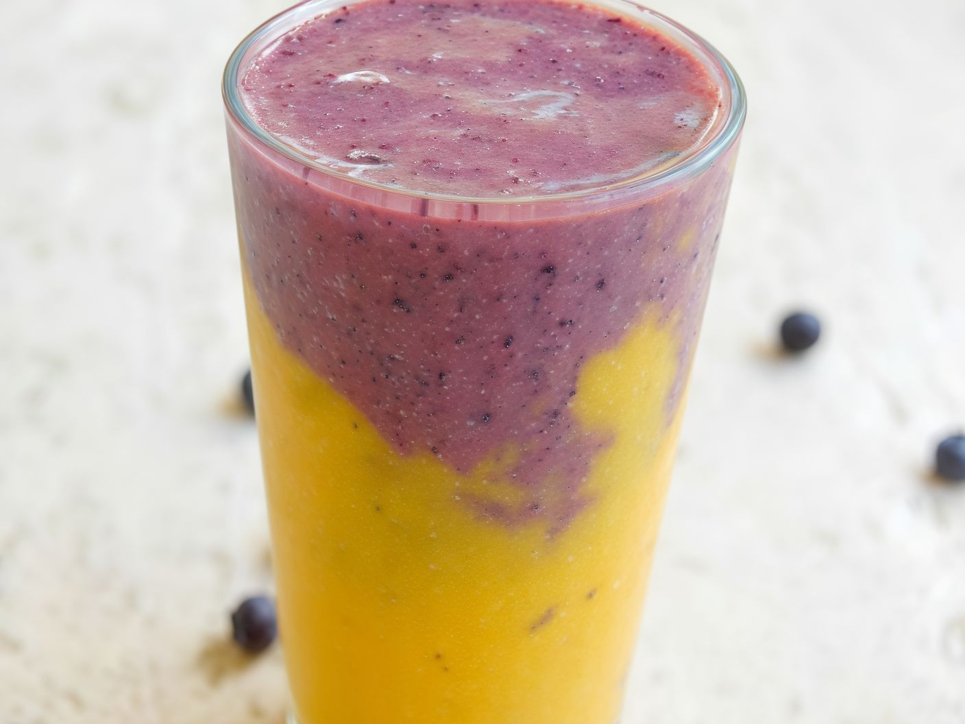 Mango And Berry Smoothie - Liter