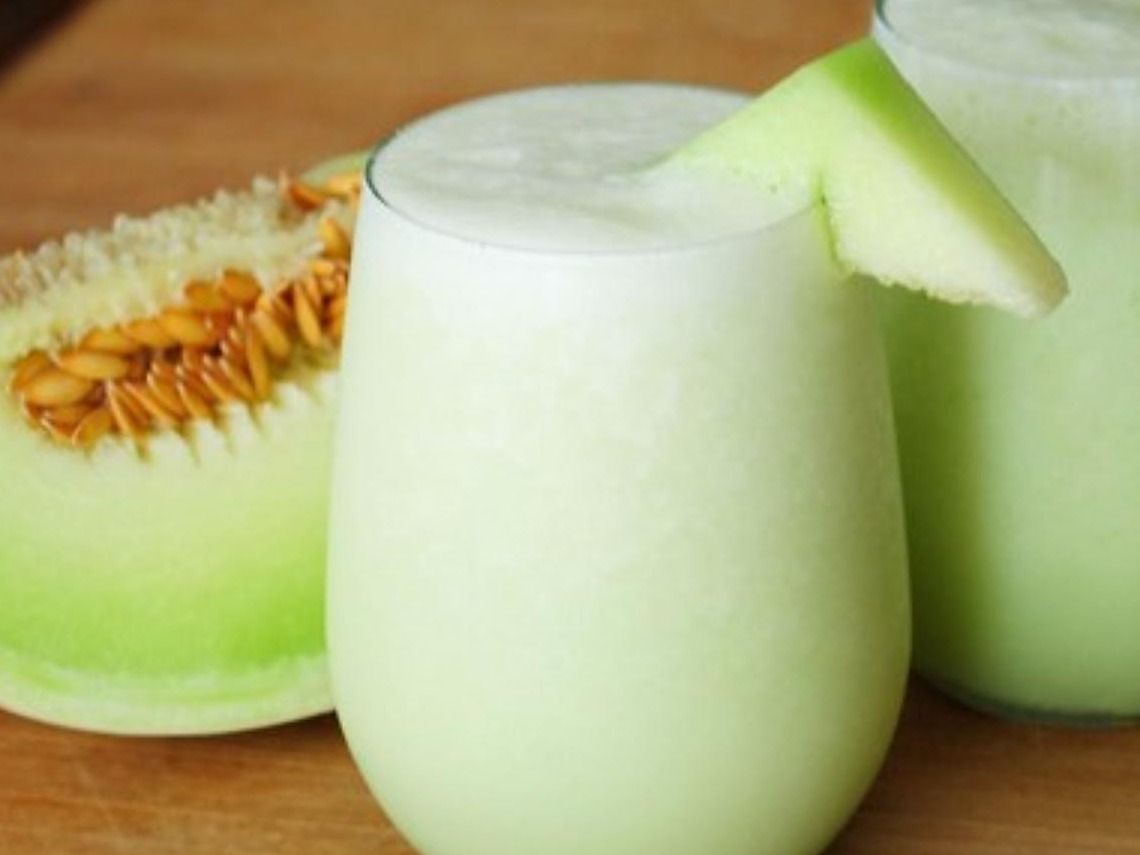 Cantaloupe With Milk Smoothie Liter