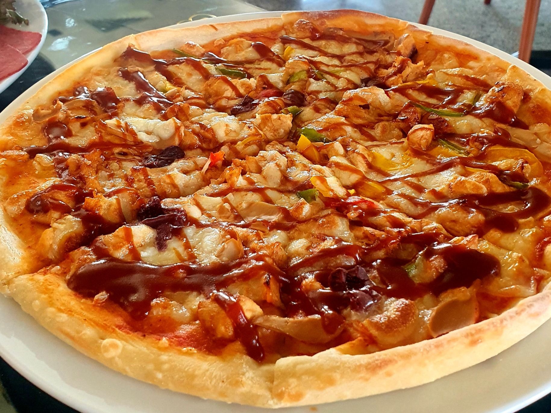 Chicken BBQ Pizza Larg