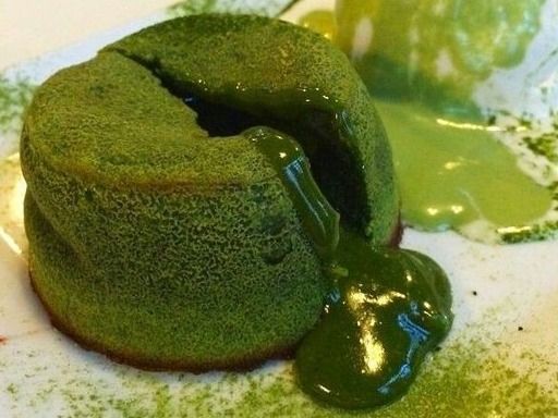 Molten Cake Pistachio