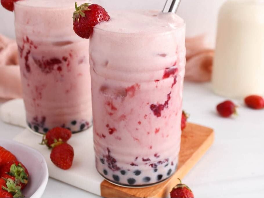 Milky Strawberry Boba