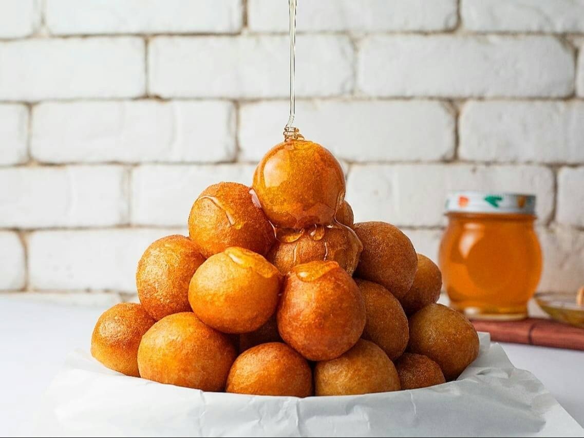Zalabia With White honey