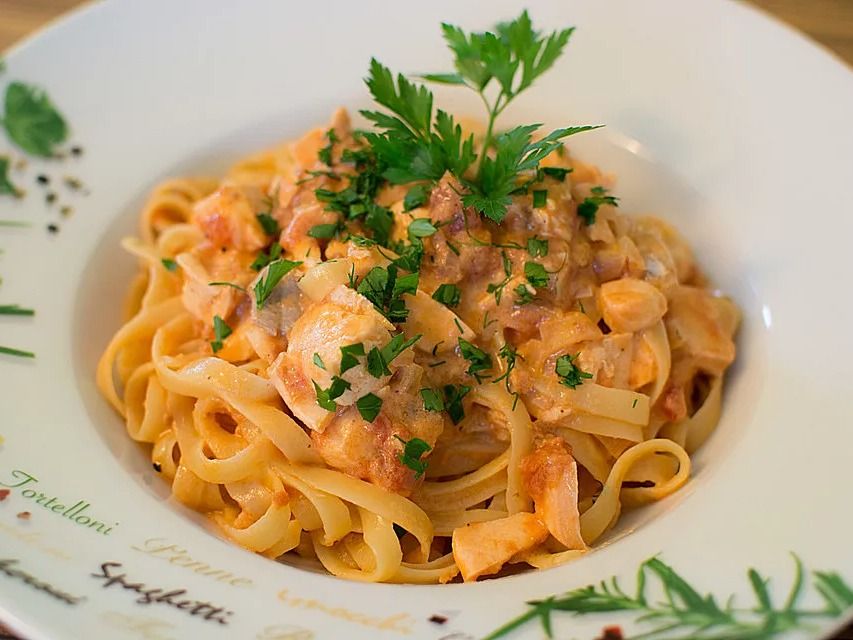 Fettuccine al Salmone Affumicato Salmon