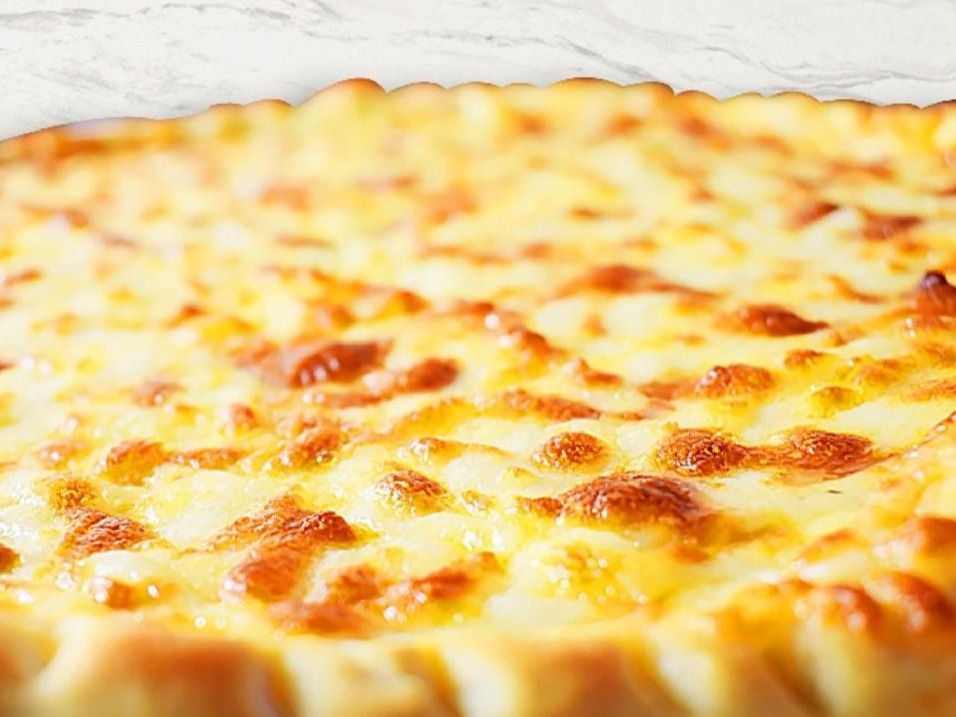 Hot Dog Mozzarella Manoushe