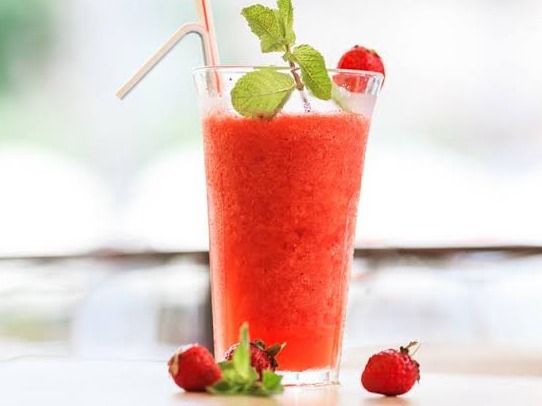 Strawberry Juice Liter