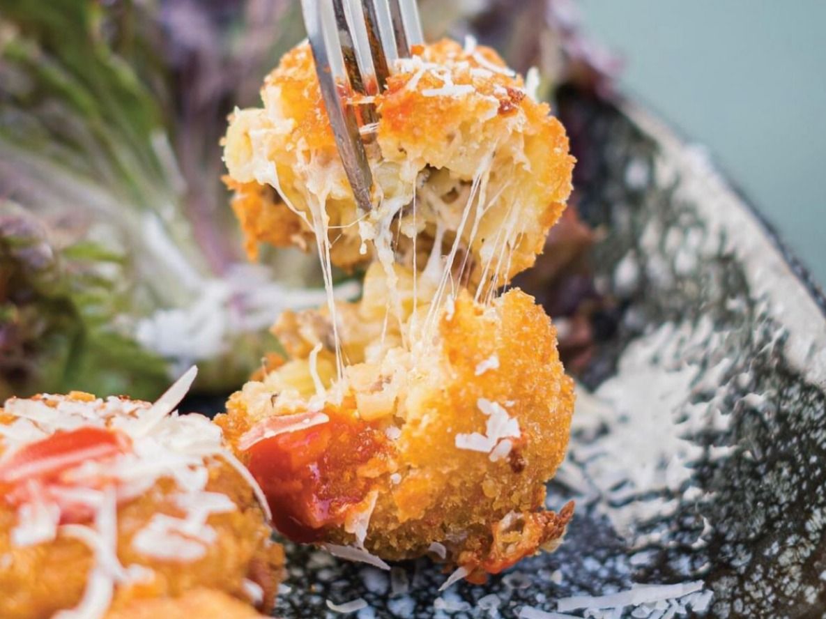 CHEESY BALLS