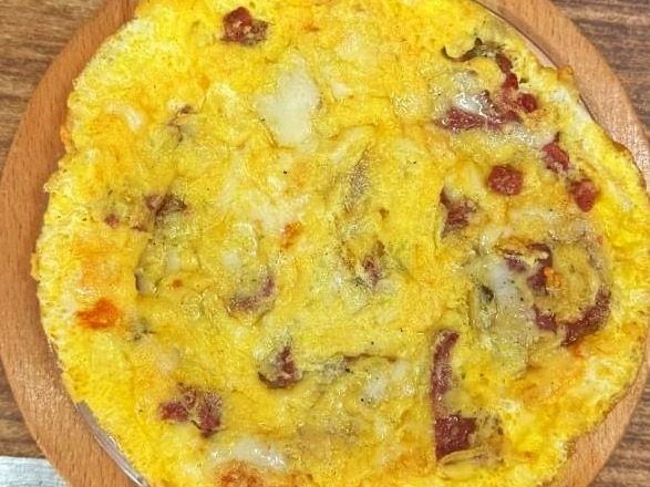 Pastrami Omelette with Mixed Cheese