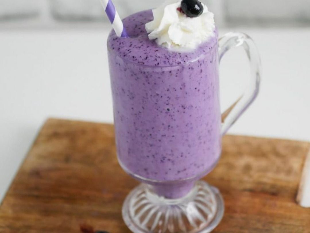 Blueberry Milkshake