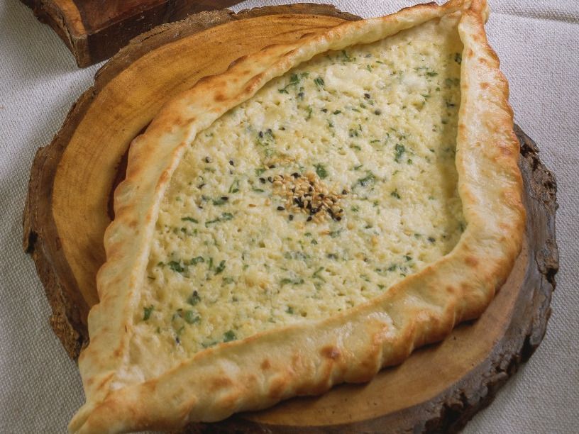 Shameya Cheese Manoucheh