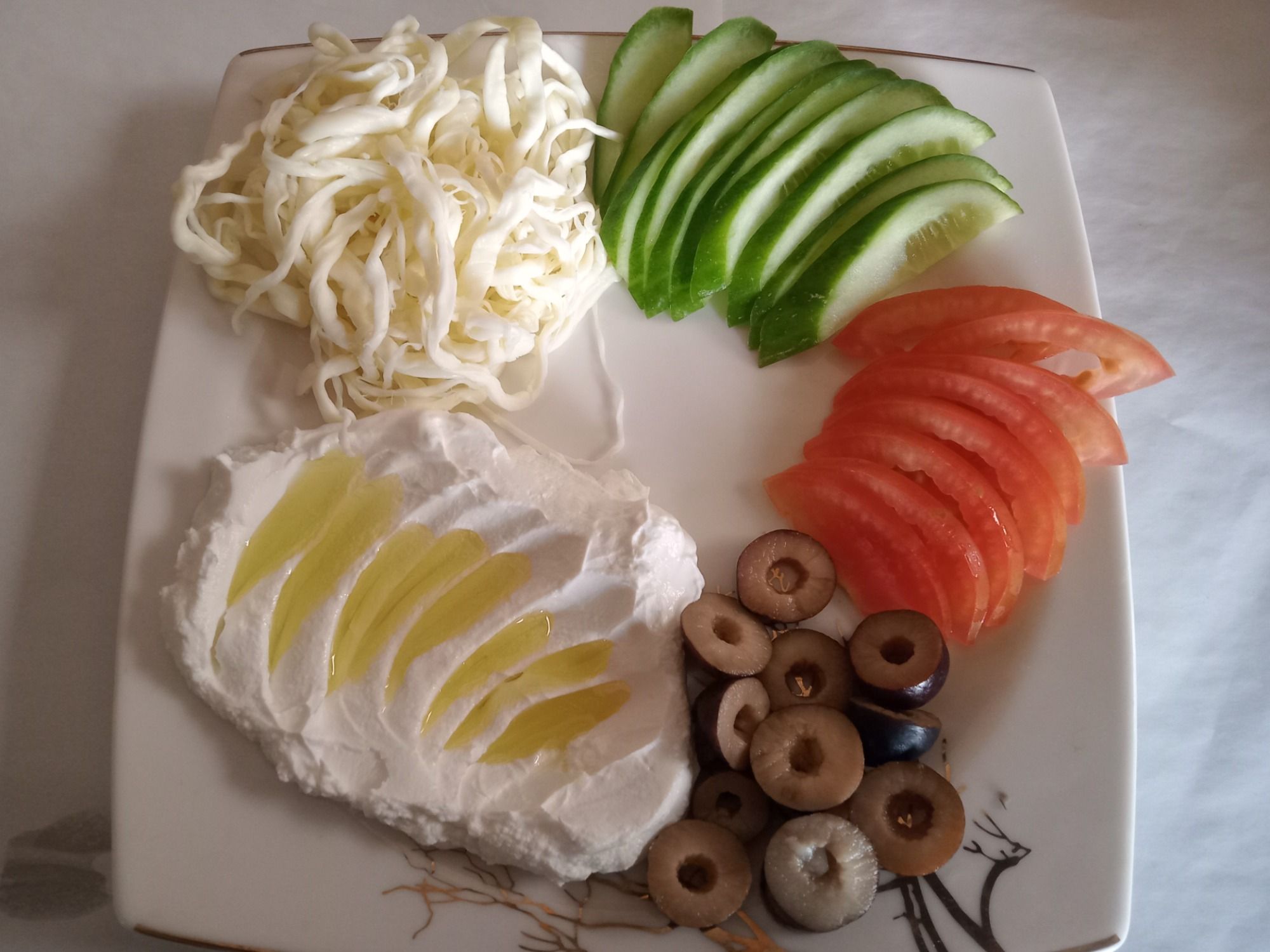 Labneh plate with oil