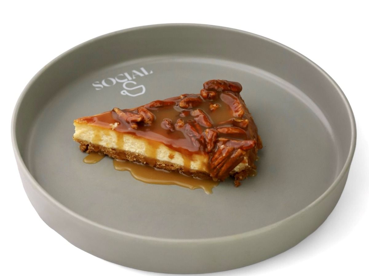 Pecan Cheesecake